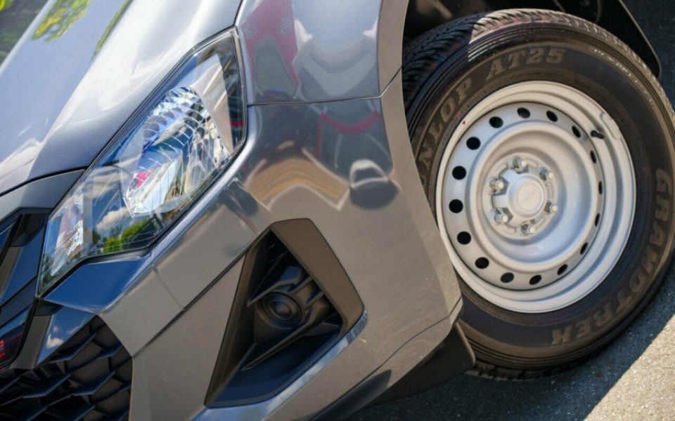 2026 Isuzu D-MAX SX High Ride RWD