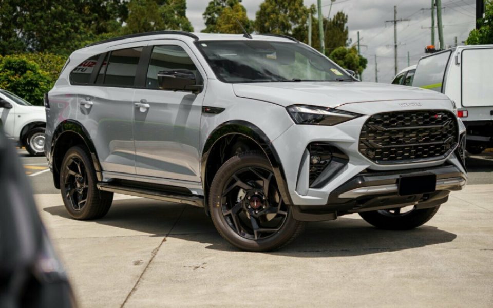 2026 Isuzu MU-X X-TERRAIN 4X4 Dual Range