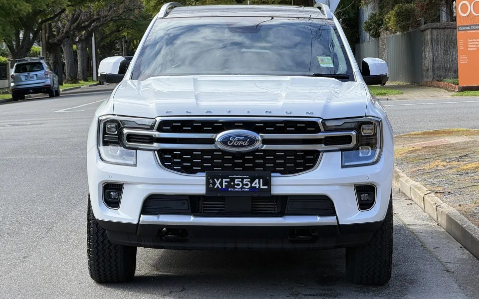 2025 Ford Everest UB 2026.00MY Platinum FullTime 4WD DR Arctic White 10 Speed Sports Automatic SUV