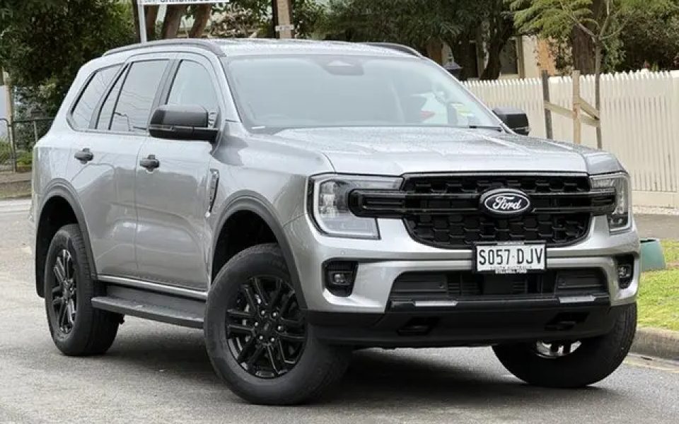 2026 Ford Everest UB 2026.50MY Active Part-time 4x4 Aluminium 10 Speed Sports Automatic SUV