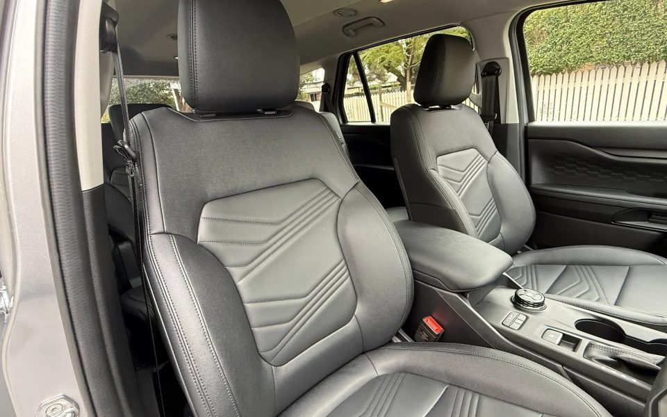 2026 Ford Everest UB 2026.50MY Active Part-time 4x4 Aluminium 10 Speed Sports Automatic SUV