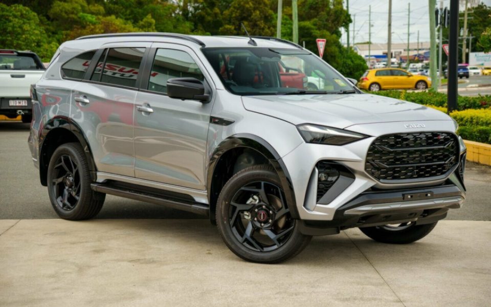 2026 Isuzu MU-X X-TERRAIN 4X4 Dual Range