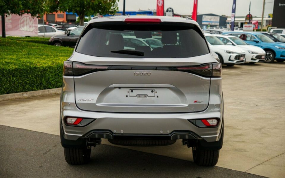 2026 Isuzu MU-X X-TERRAIN 4X4 Dual Range