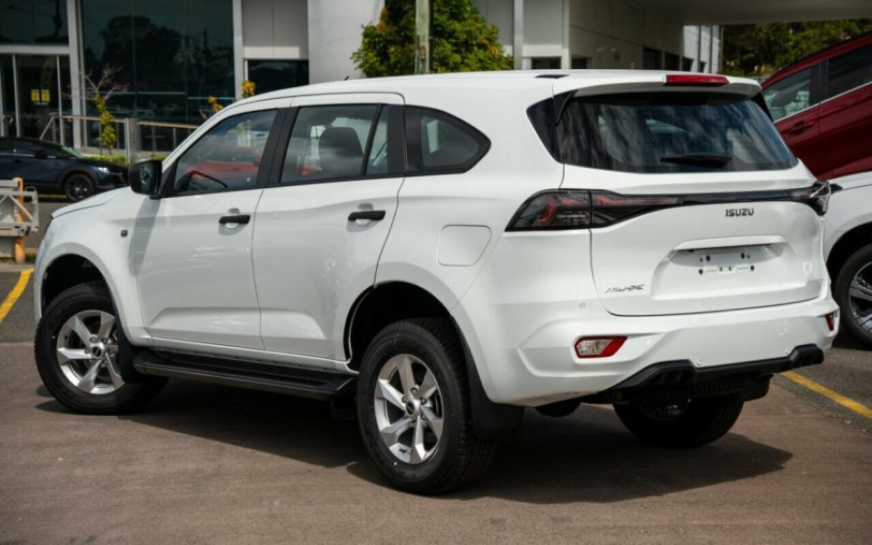 2026 Isuzu MU-X LS-M RWD