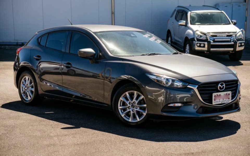 2016 Mazda 3 Neo FWD