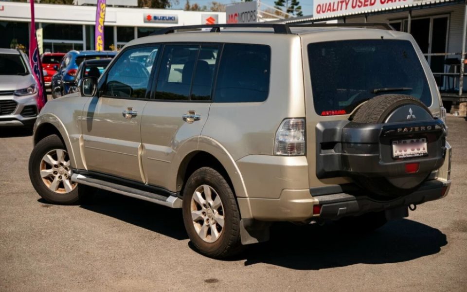 2011 Mitsubishi Pajero Exceed AWD