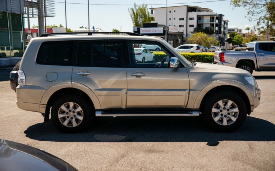 2011 Mitsubishi Pajero Exceed AWD