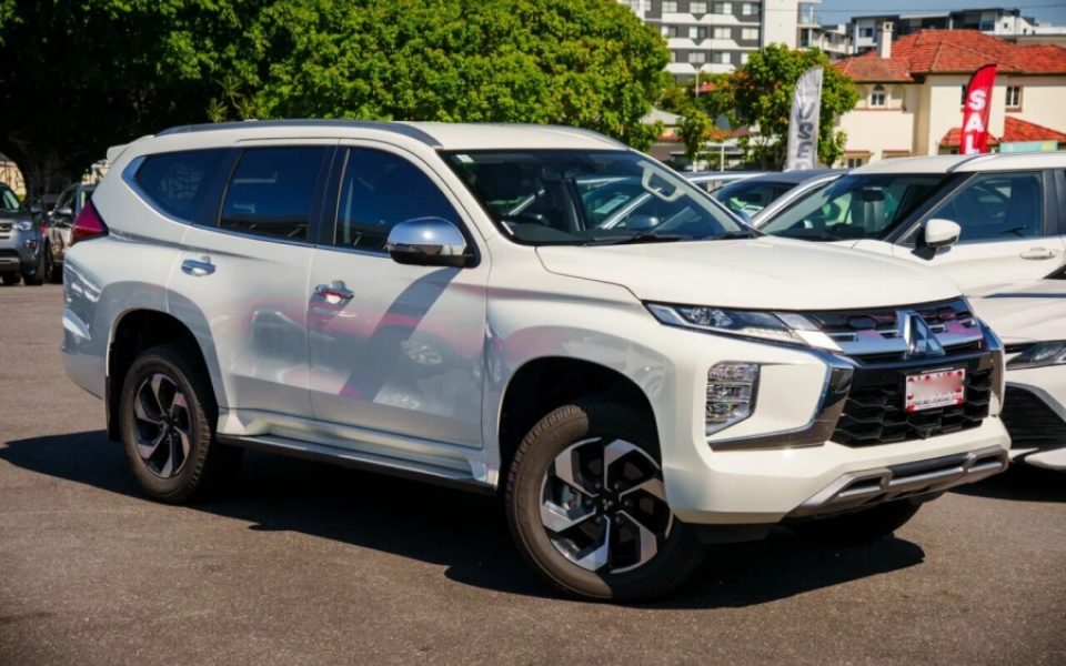 2024 Mitsubishi Pajero Sport GLS 4X4 Dual Range