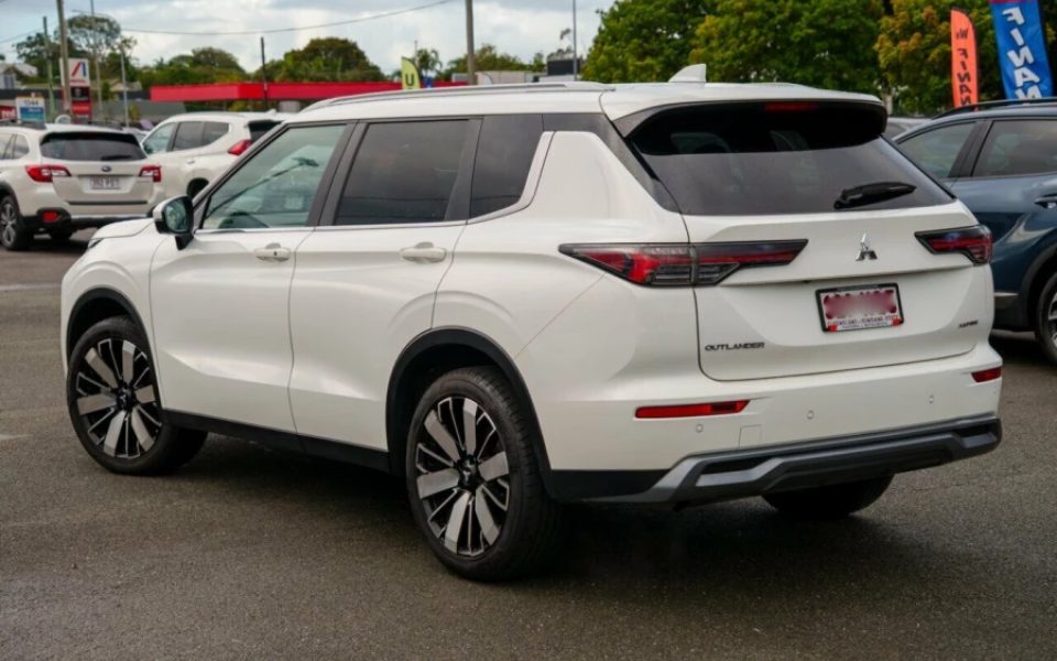 2025 Mitsubishi Outlander Aspire FWD