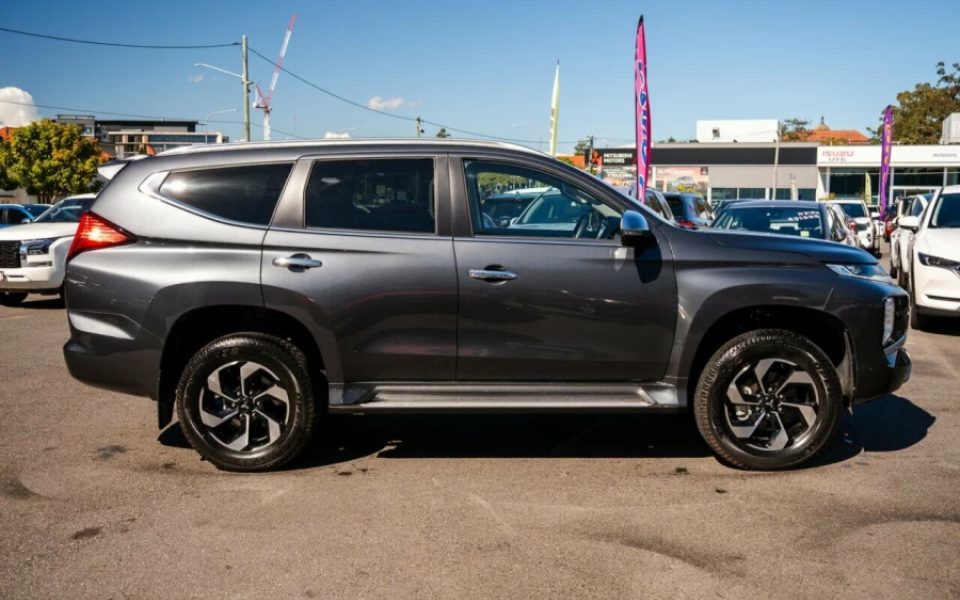 2024 Mitsubishi Pajero Sport Exceed 4X4 Dual Range