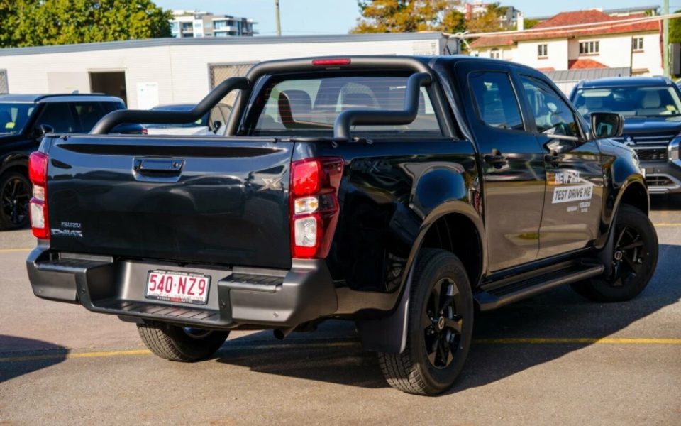 2025 Isuzu D-MAX X-RIDER 4X4 Dual Range