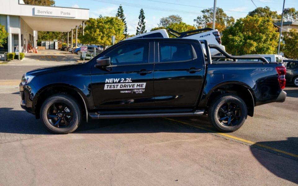 2025 Isuzu D-MAX X-RIDER 4X4 Dual Range