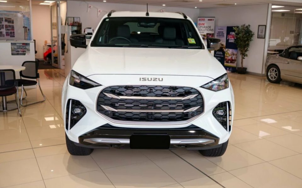 2025 Isuzu MU-X LS-T 4X4 Dual Range