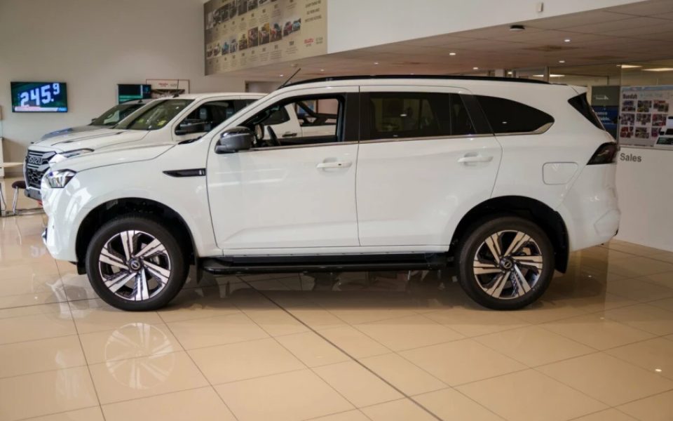 2025 Isuzu MU-X LS-T 4X4 Dual Range