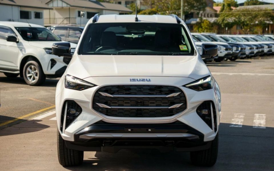 2025 Isuzu MU-X LS-T 4X4 Dual Range