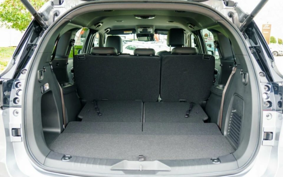 2026 Isuzu MU-X X-TERRAIN 4X4 Dual Range