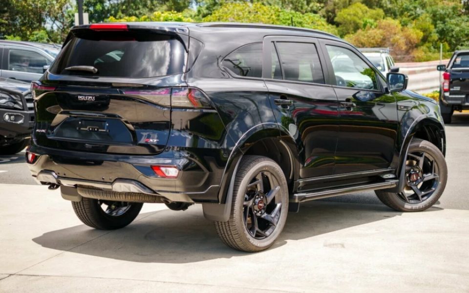 New 2026 Isuzu MU-X X-TERRAIN 4X4 Dual Range