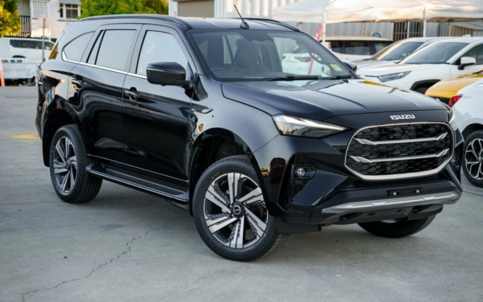 2026 Isuzu MU-X LS-T 4X4 Dual Range