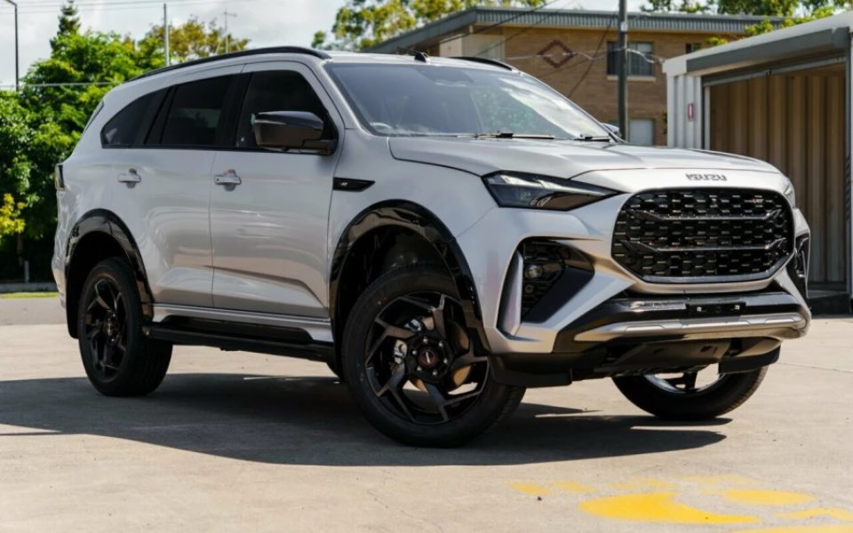 2026 Isuzu MU-X X-TERRAIN 4X4 Dual Range