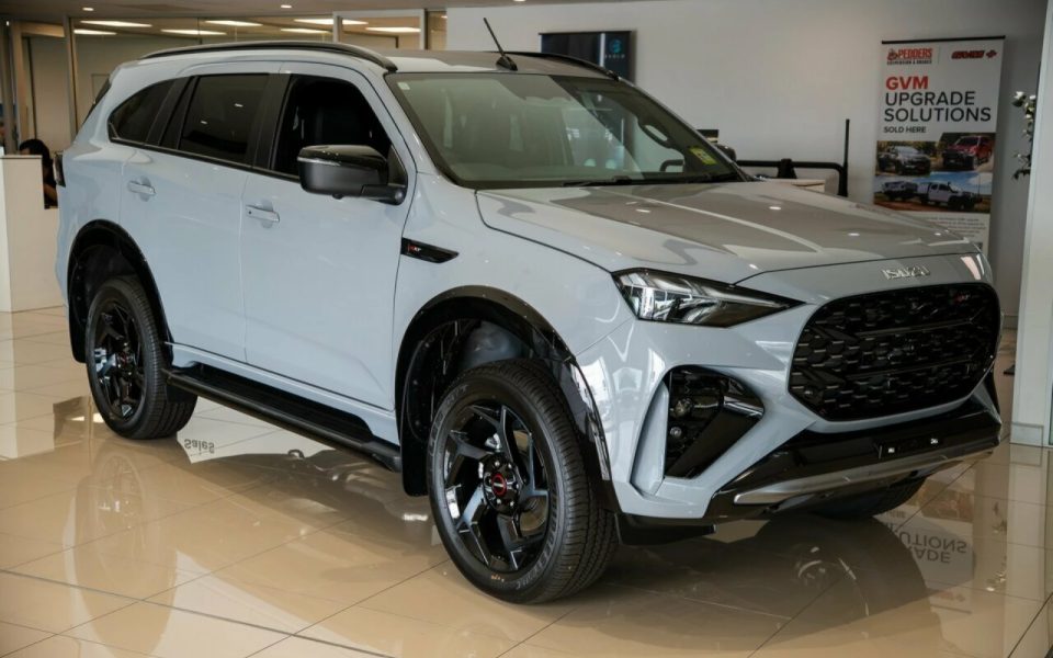 2026 Isuzu MU-X X-TERRAIN 4X4 Dual Range