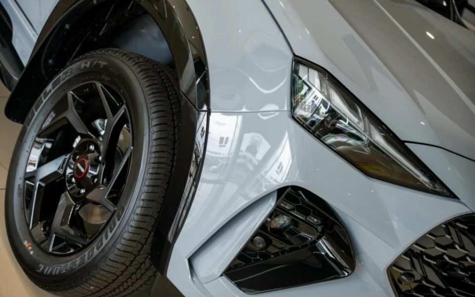 2026 Isuzu MU-X X-TERRAIN 4X4 Dual Range
