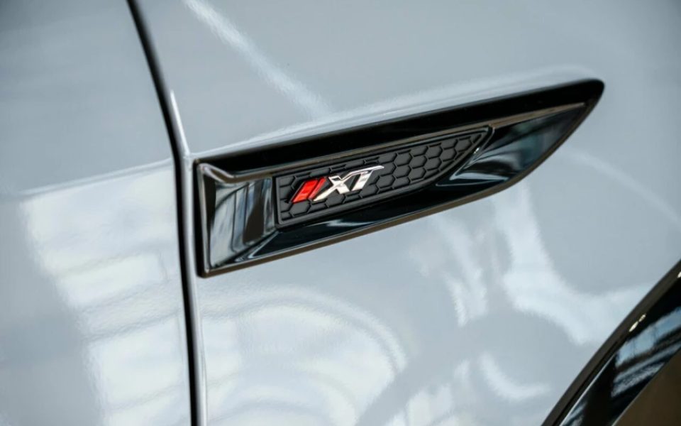 2026 Isuzu MU-X X-TERRAIN 4X4 Dual Range