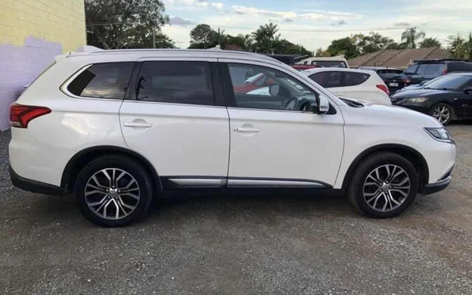 2018 Mitsubishi Outlander ZL MY18.5 LS AWD White 6 Speed Constant Variable Wagon