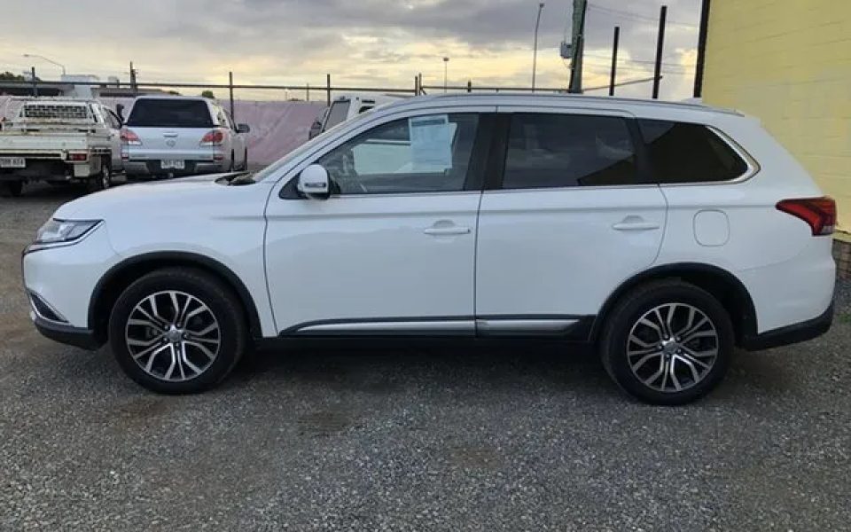 2018 Mitsubishi Outlander ZL MY18.5 LS AWD White 6 Speed Constant Variable Wagon
