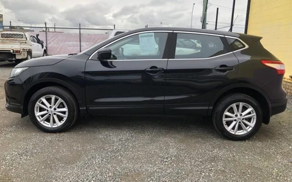 2015 Nissan Qashqai J11 ST Black 6 Speed Manual Wagon