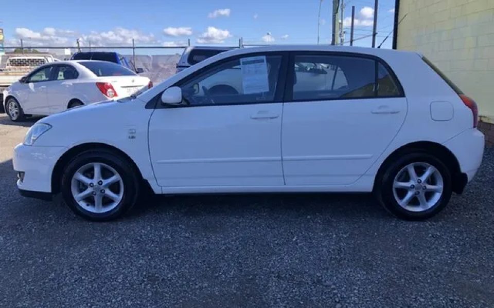 2006 Toyota Corolla ZZE122R 5Y Conquest White 5 Speed Manual Hatchback