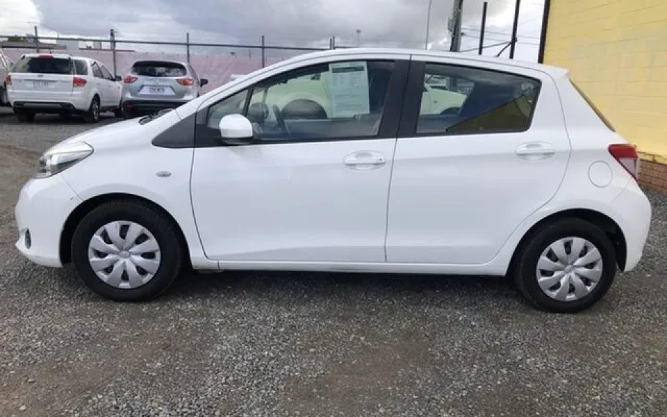 2014 Toyota Yaris NCP130R YR White 4 Speed Automatic Hatchback