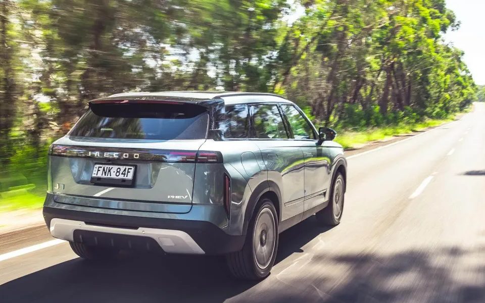 NEW JAECOO SUPER HYBRID TAKES THE TOP SPOT IN THE UK.