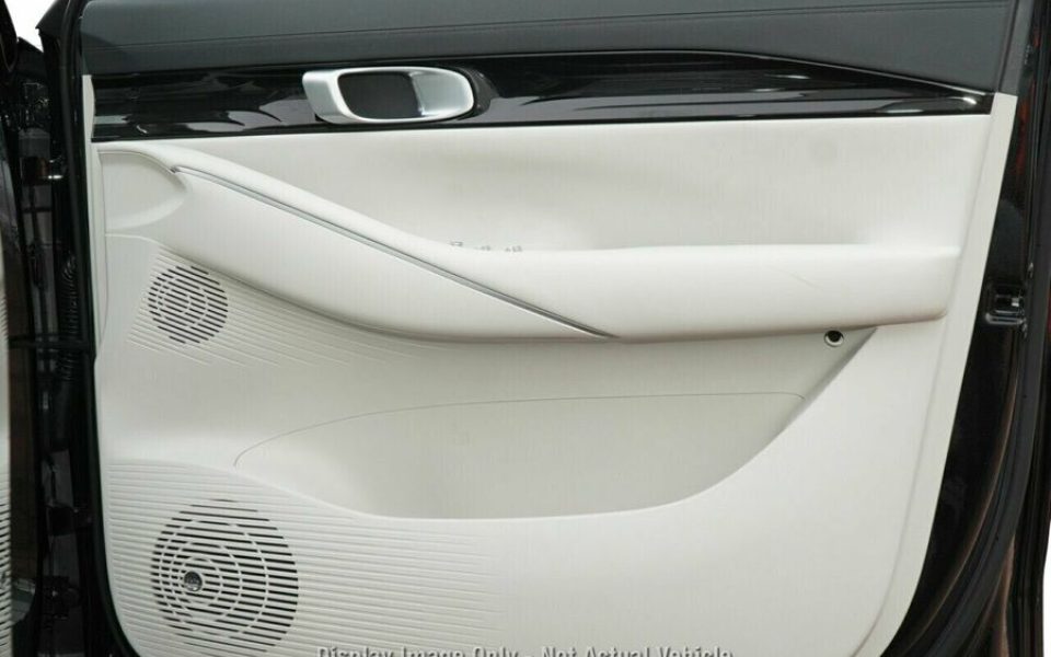 2026 Geely EX5 Wagon (Shadow Black)