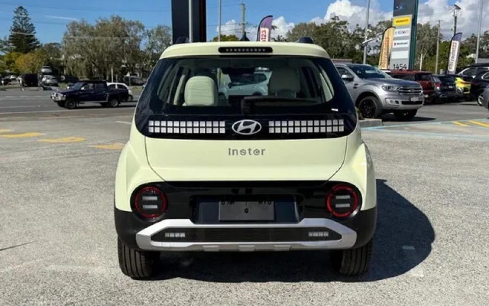 2025 Hyundai Inster AX.V1 MY26 2WD Yellow 1 Speed Reduction Gear Wagon