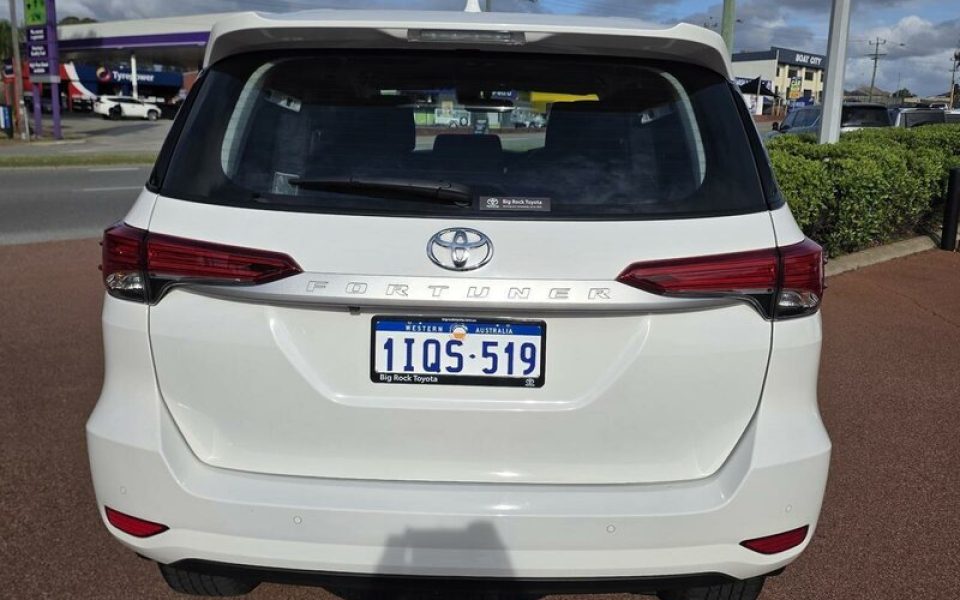 2025 Toyota Fortuner GX Wagon (Glacier White) Used Car