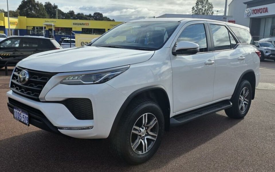 2025 Toyota Fortuner GX Wagon (Glacier White) Used Car