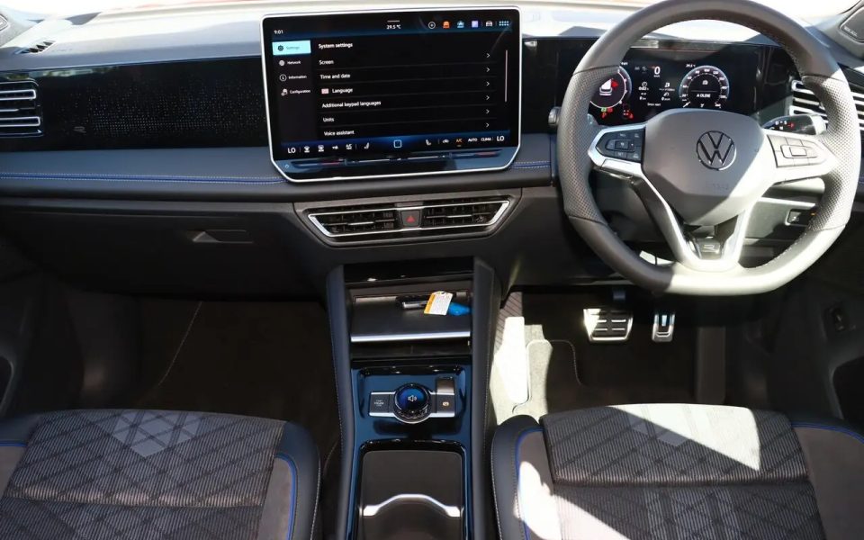 2025 Volkswagen Tiguan CT MY26 150TSI R-Line DSG 4MOTION Persimmon Red 7 Speed