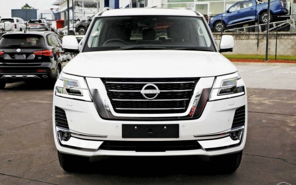 2026 Nissan Patrol Wagon (Moonstone White) New Car