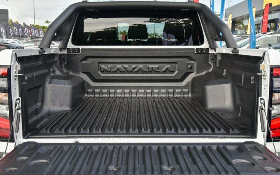 2026 Nissan Navara PRO-4X Pick-up Super 4WD Utility (Glacier White) Demo Car