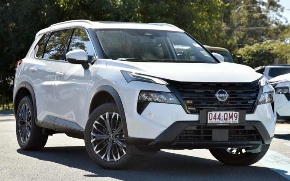 2026 Nissan X-Trail Ti e-4ORCE e-POWER Wagon (White) Demo Car
