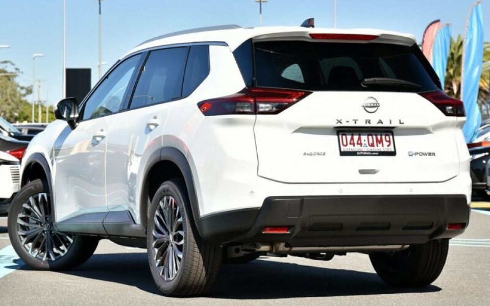 2026 Nissan X-Trail Ti e-4ORCE e-POWER Wagon (White) Demo Car