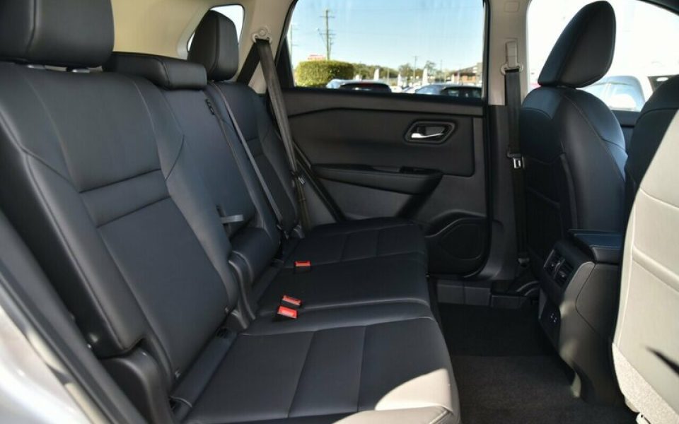 2026 Nissan X-Trail ST-L X-tronic 2WD Wagon (Champagne Silver) Demo Car
