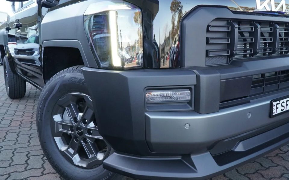 2025 Kia Tasman TK MY26 SX Pick-up Double Cab 4X4 Aurora Black 8 Speed Sports Automatic Utility