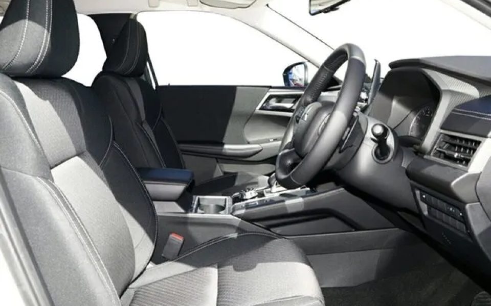 2025 Mitsubishi Outlander ZM MY24 LS AWD White 8 Speed Constant Variable Wagon