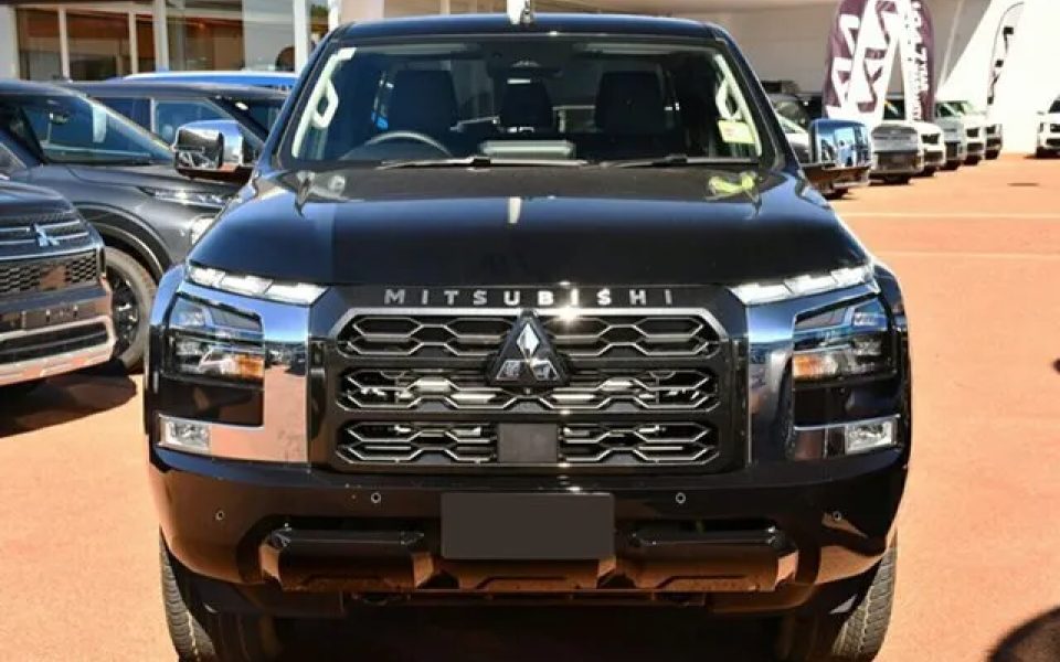 2025 Mitsubishi Triton MV MY25 GLS Pick-up Double Cab 4x4 Black Mica 6 Speed Sports Automatic