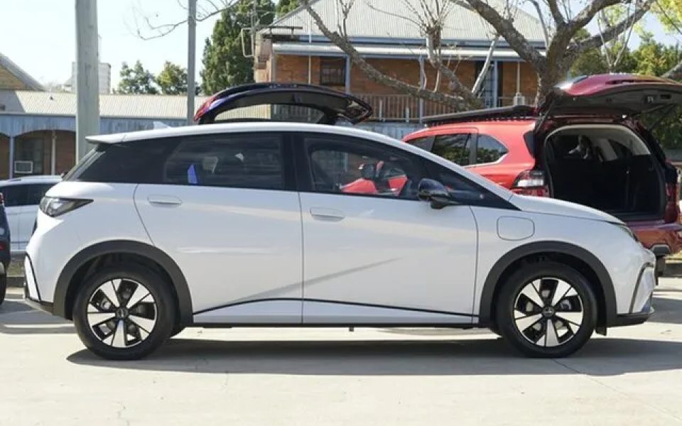 2025 BYD Dolphin MY25 Essential White 1 Speed Reduction Gear Hatchback