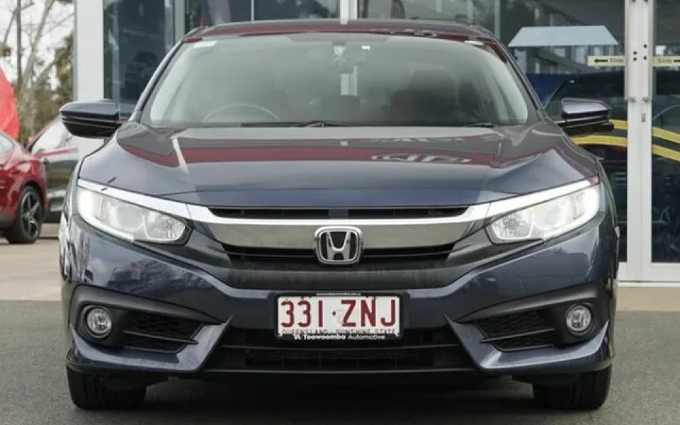 2016 Honda Civic 10th Gen MY16 VTi Black 1 Speed Constant Variable Sedan