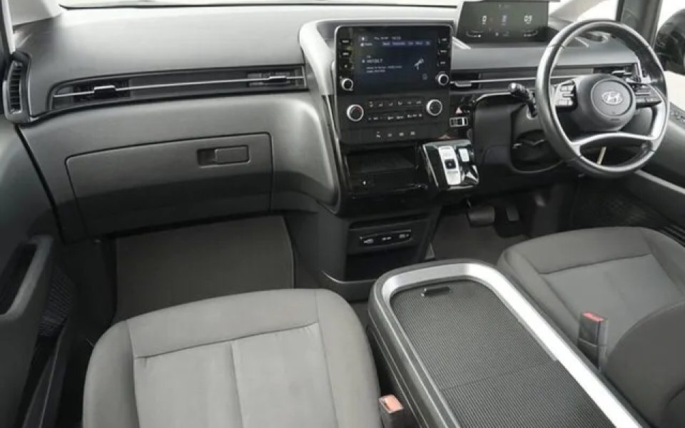 2023 Hyundai Staria US4.V2 MY23 2WD Silver 8 Speed Sports Automatic Wagon