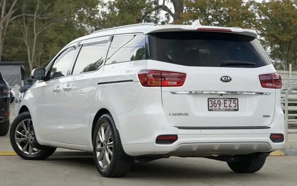 2020 Kia Carnival YP MY20 Platinum White 8 Speed Sports Automatic Wagon