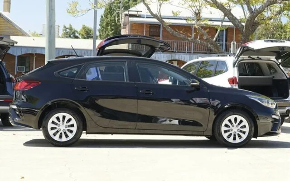 2019 Kia Cerato BD MY20 S Black 6 Speed Sports Automatic Hatchback